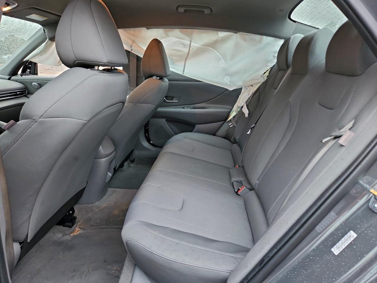 2024 HYUNDAI ELANTRA SE photo 37