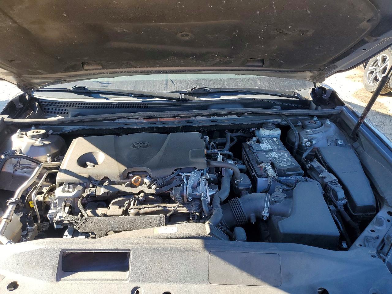2020 TOYOTA CAMRY SE photo 21
