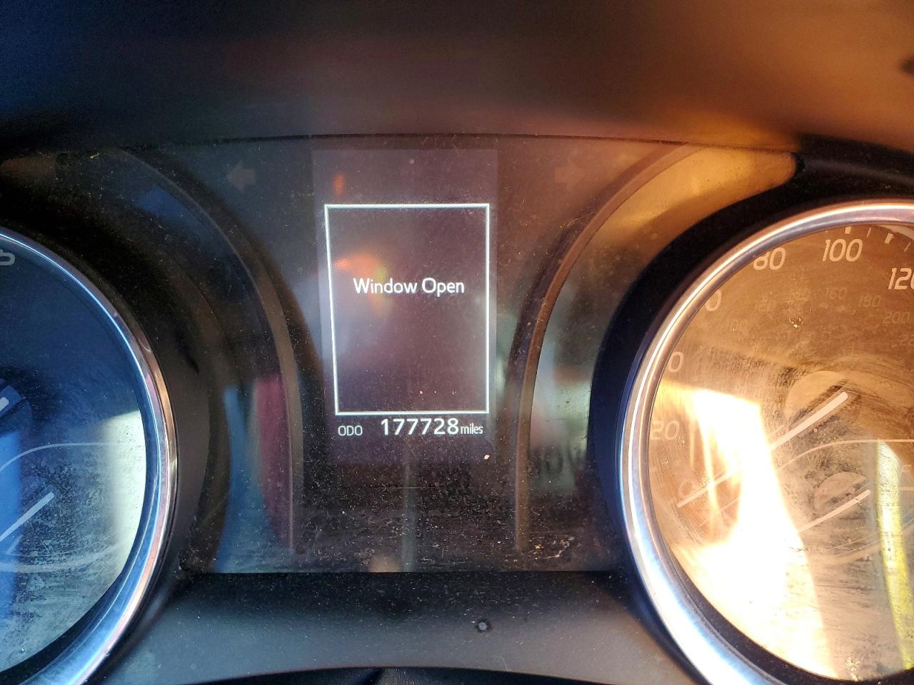 2020 TOYOTA CAMRY SE photo 17