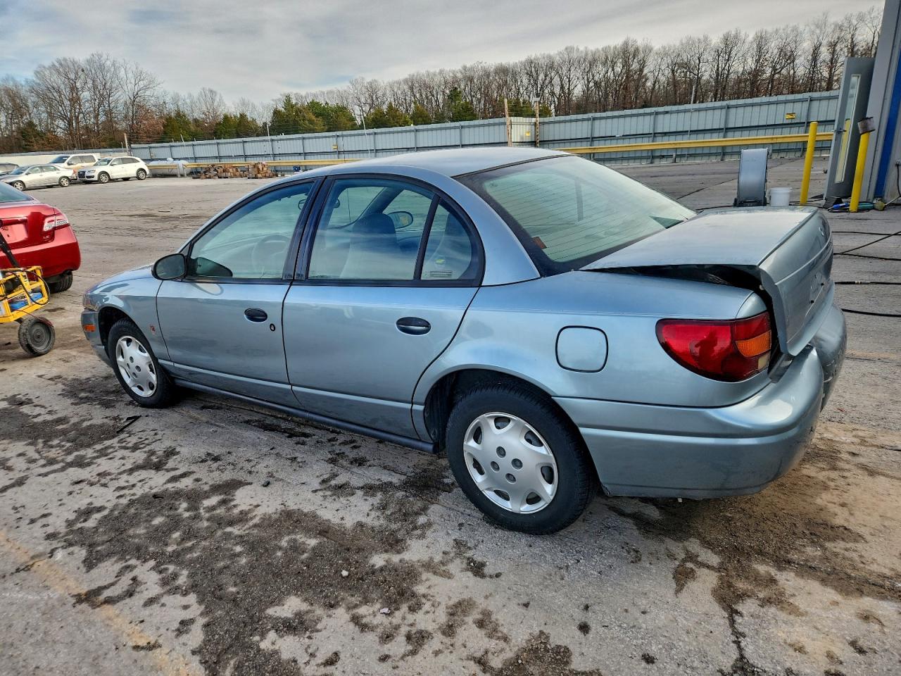 2002 SATURN SL1 photo 4