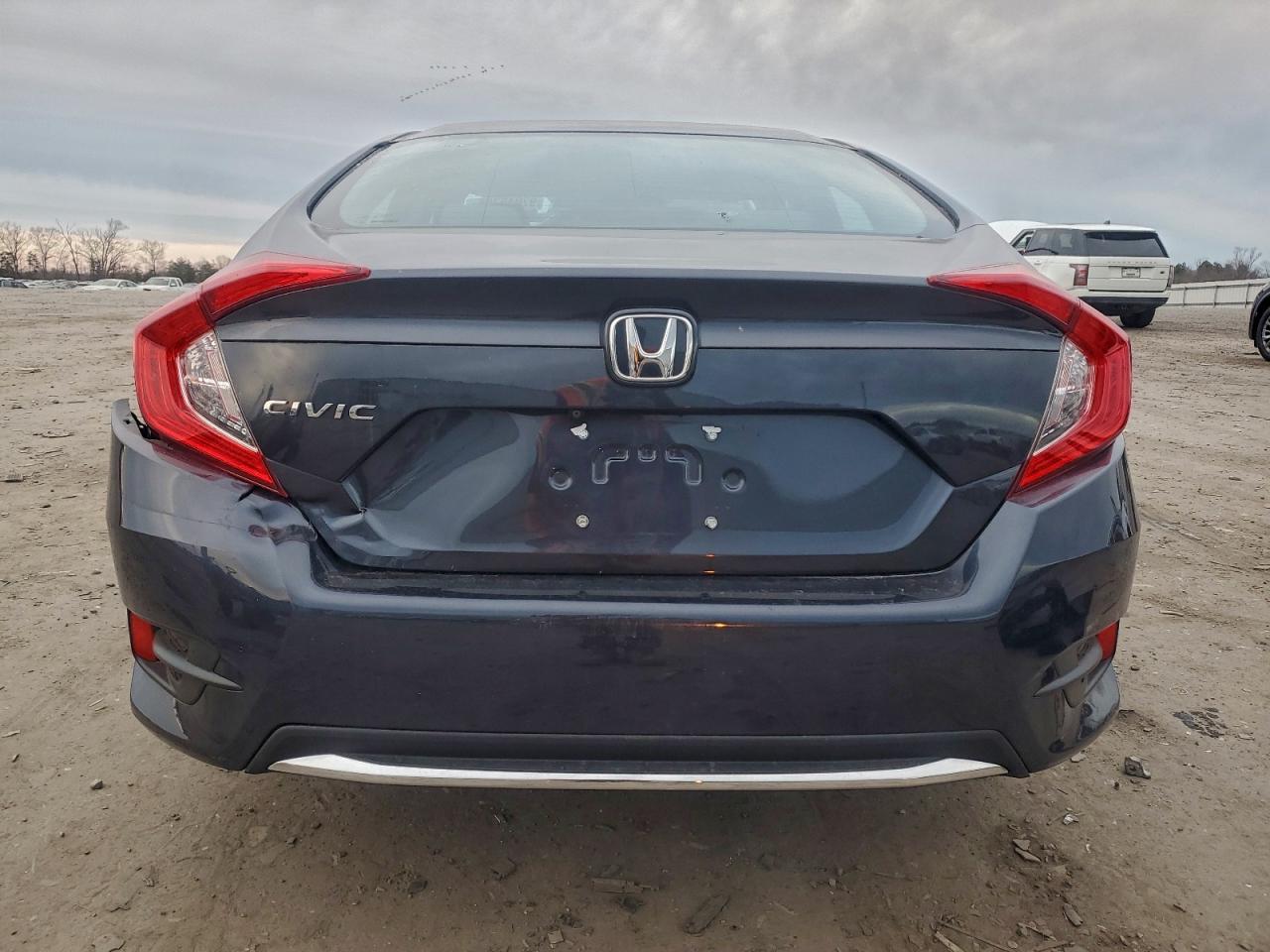 2020 HONDA CIVIC LX photo 16