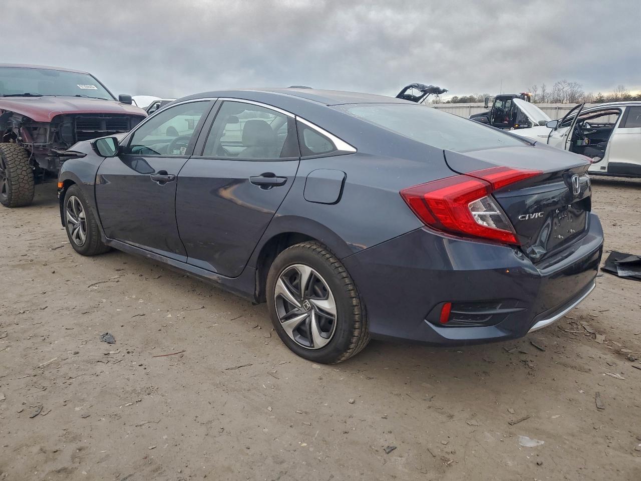 2020 HONDA CIVIC LX photo 4