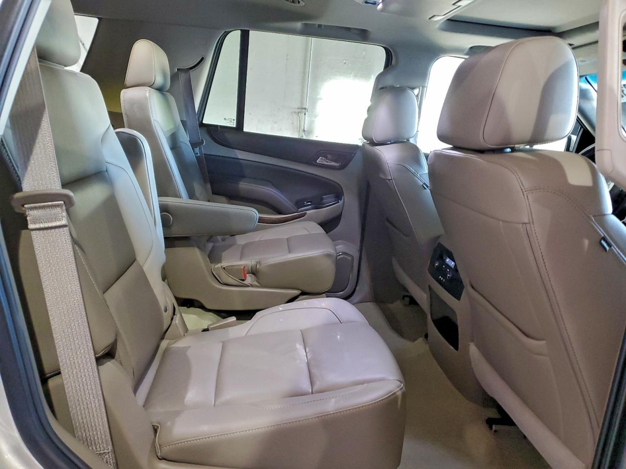 2016 CHEVROLET TAHOE K1500 LT photo 19