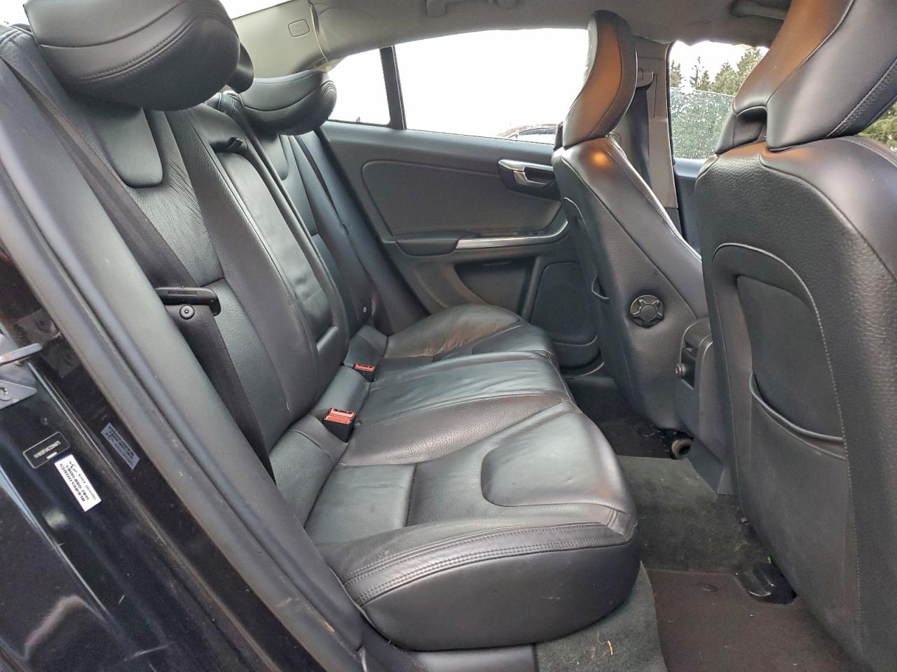 2014 VOLVO S60 T5 photo 28