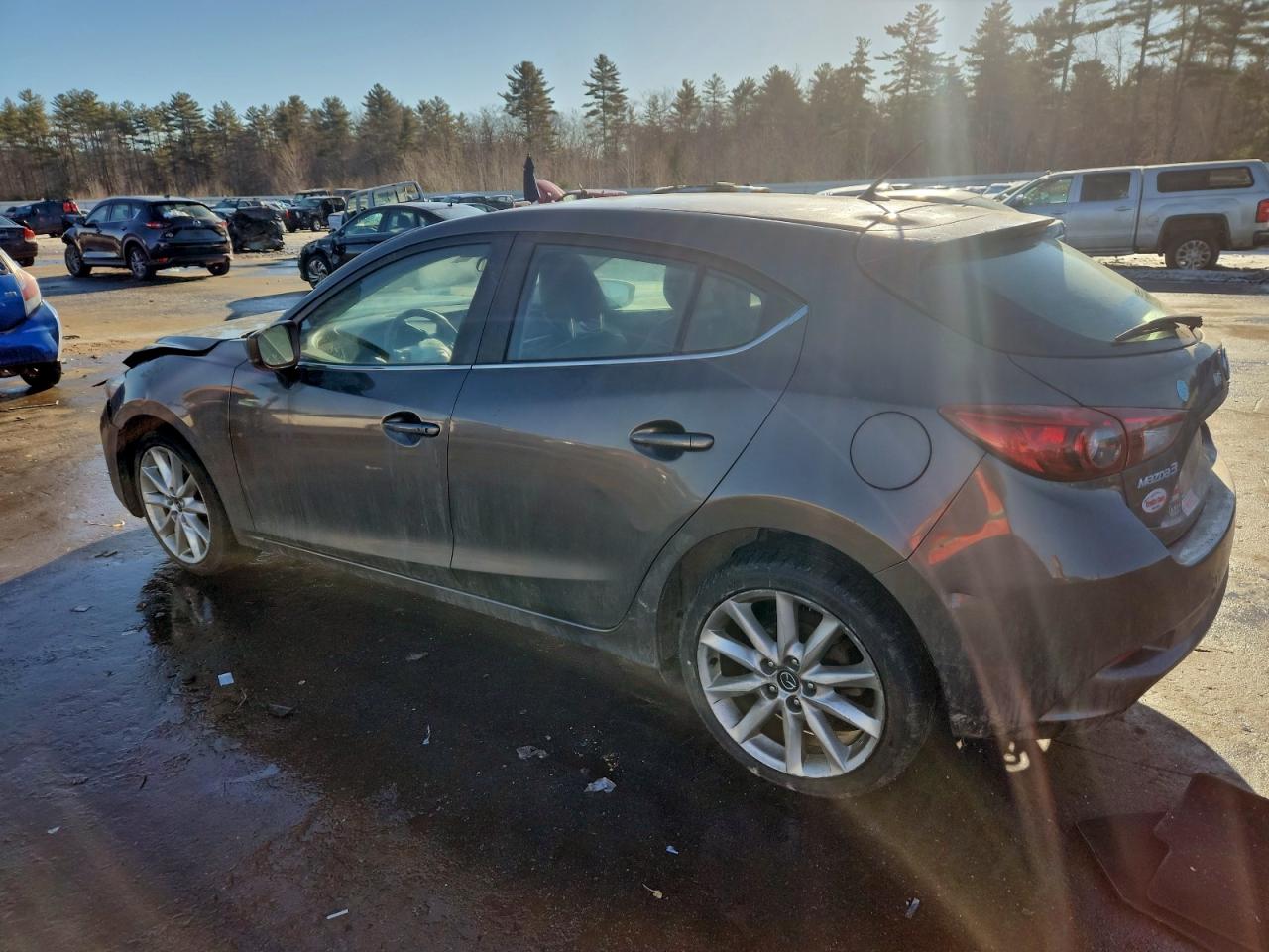 2017 MAZDA 3 TOURING photo 4