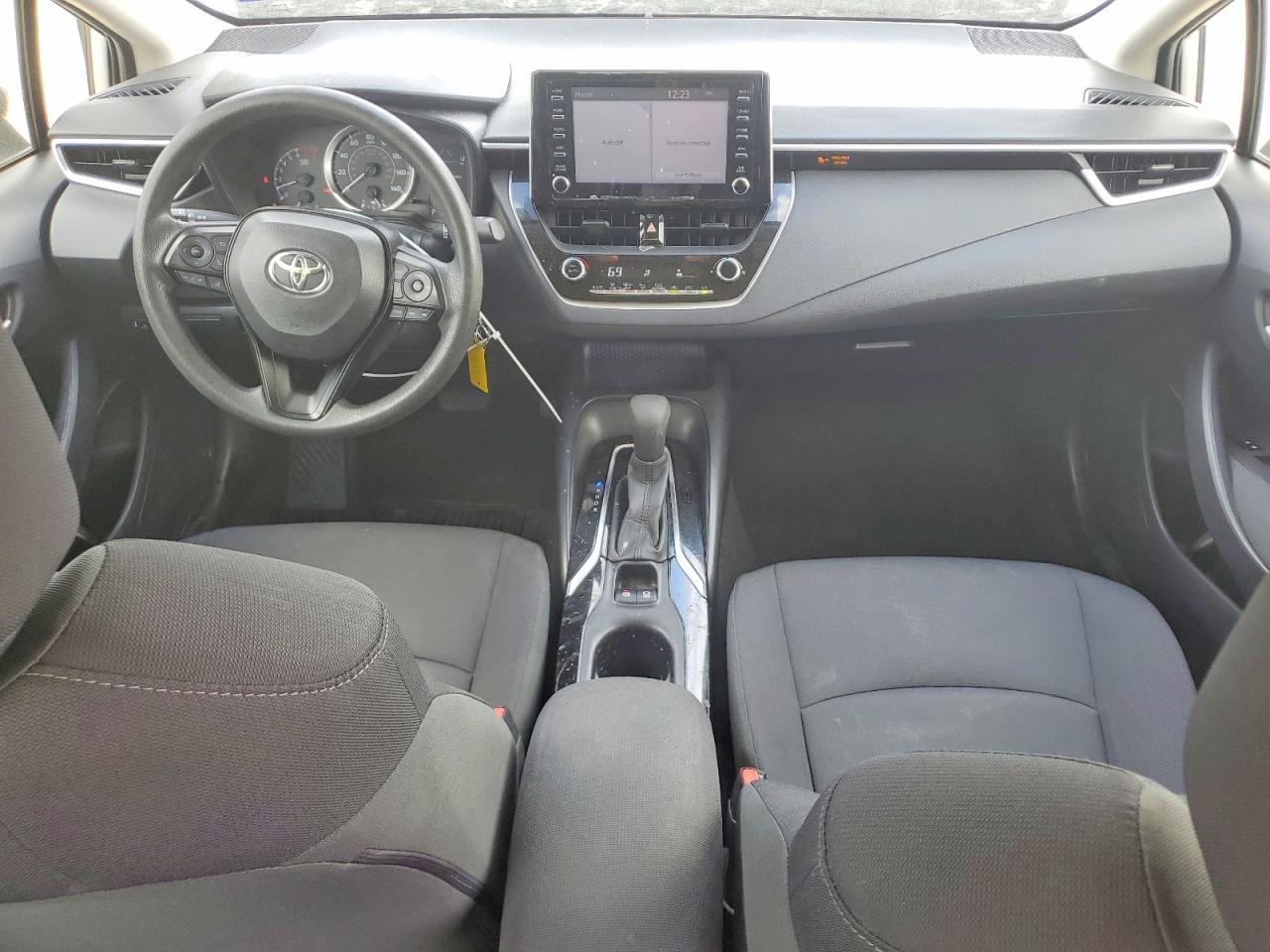 2020 TOYOTA COROLLA LE photo 8