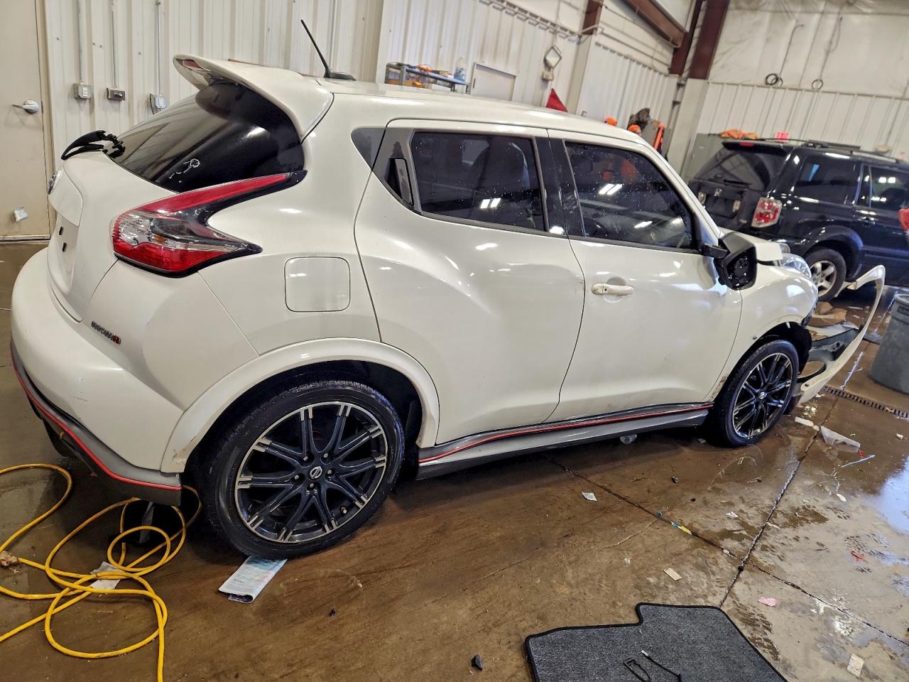 2015 NISSAN JUKE S photo 5