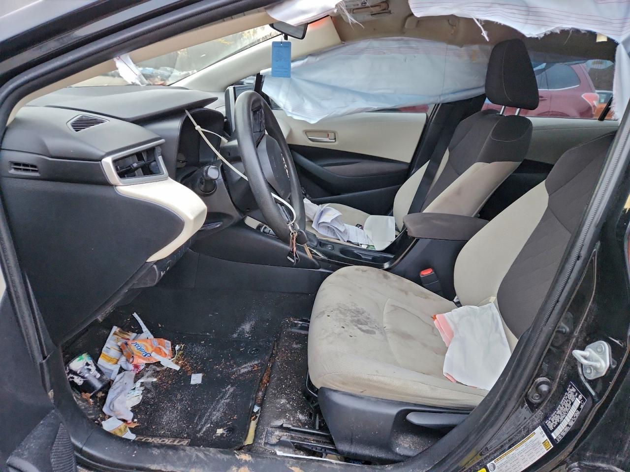 2020 TOYOTA COROLLA LE photo 7