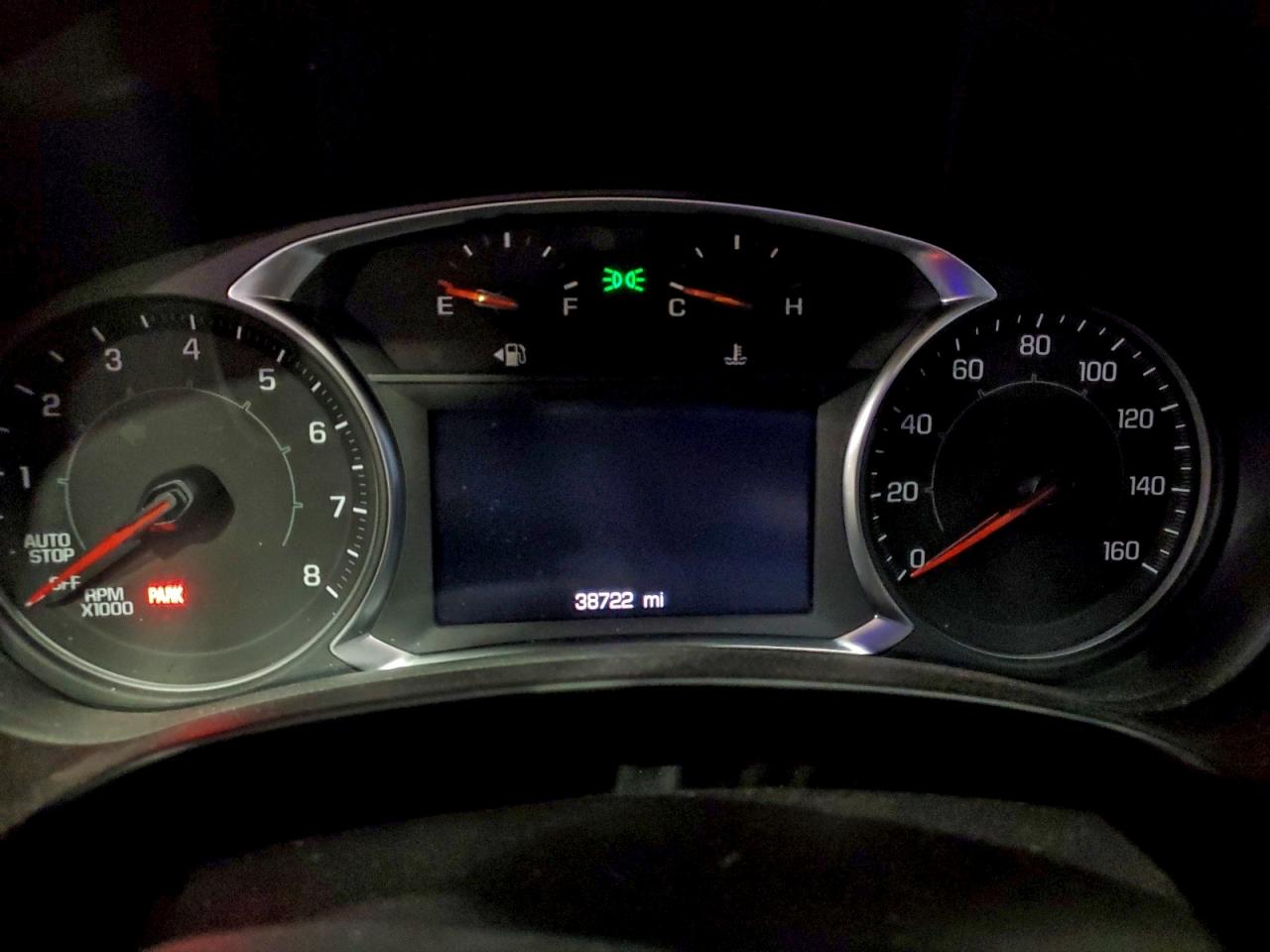 2024 GMC TERRAIN SLE photo 9