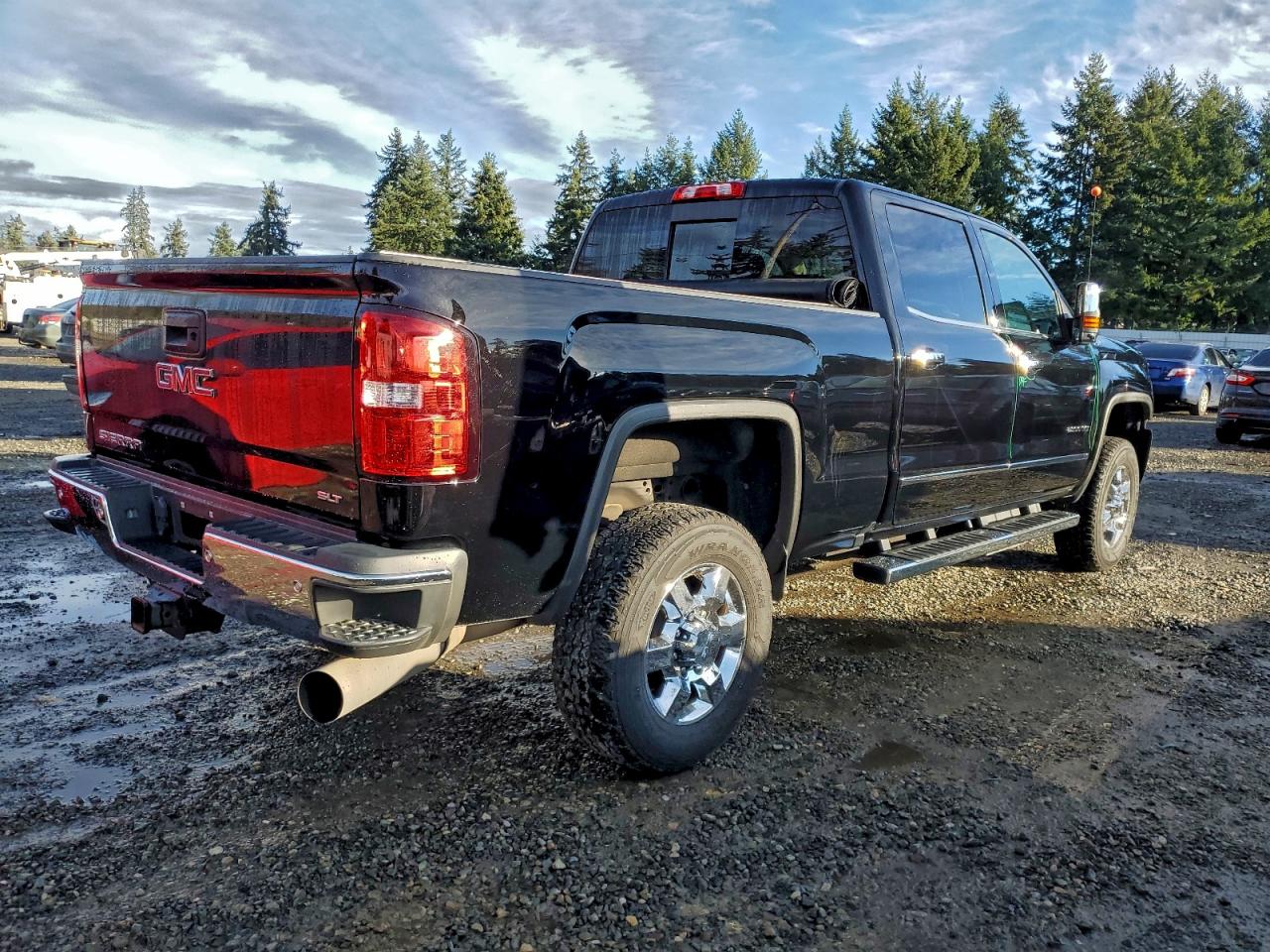 2019 GMC SIERRA K2500 SLT photo 7