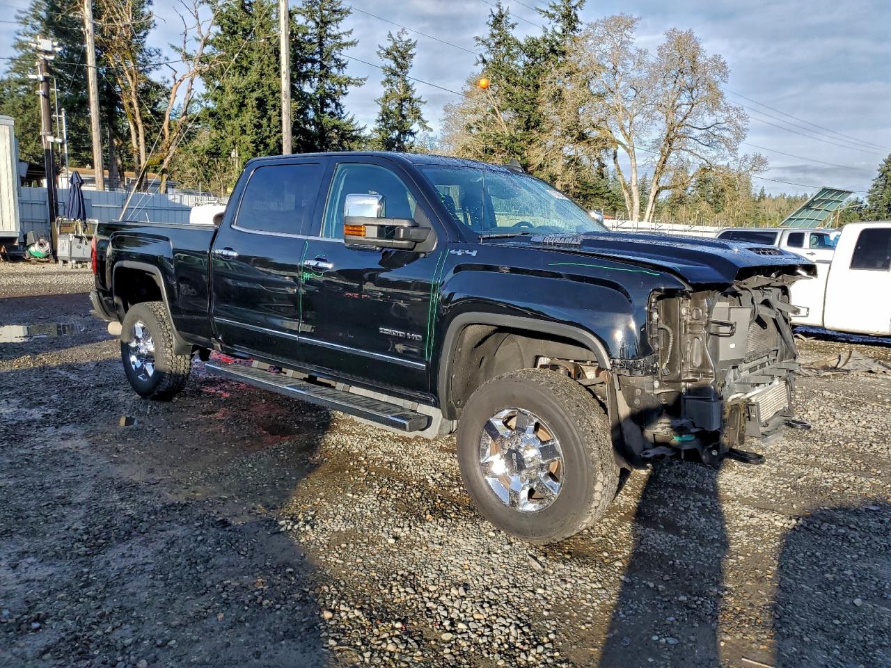 2019 GMC SIERRA K2500 SLT photo 10