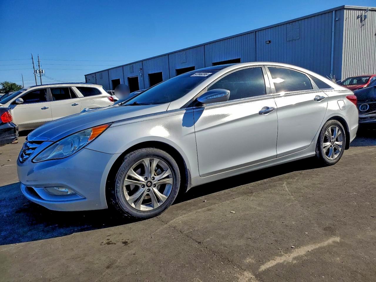 2013 HYUNDAI SONATA