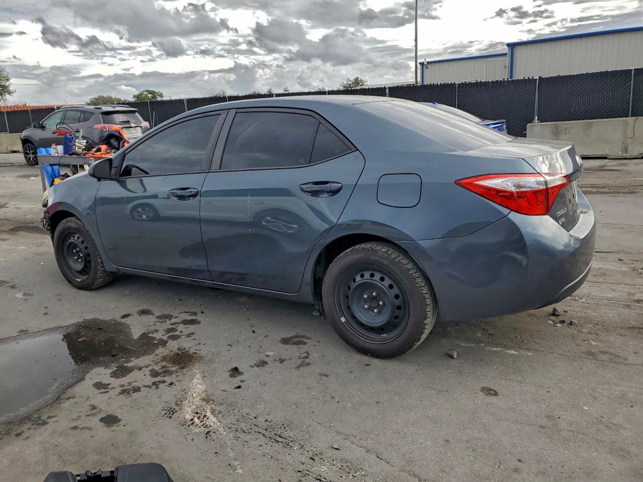 2016 TOYOTA COROLLA L photo 3