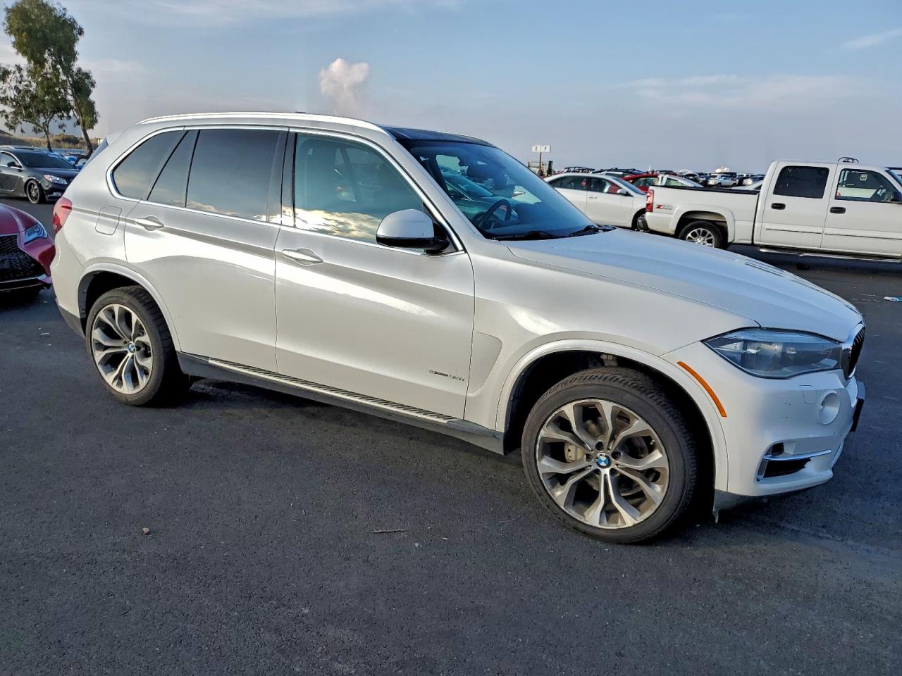 2014 BMW X5 SDRIVE35I photo 4
