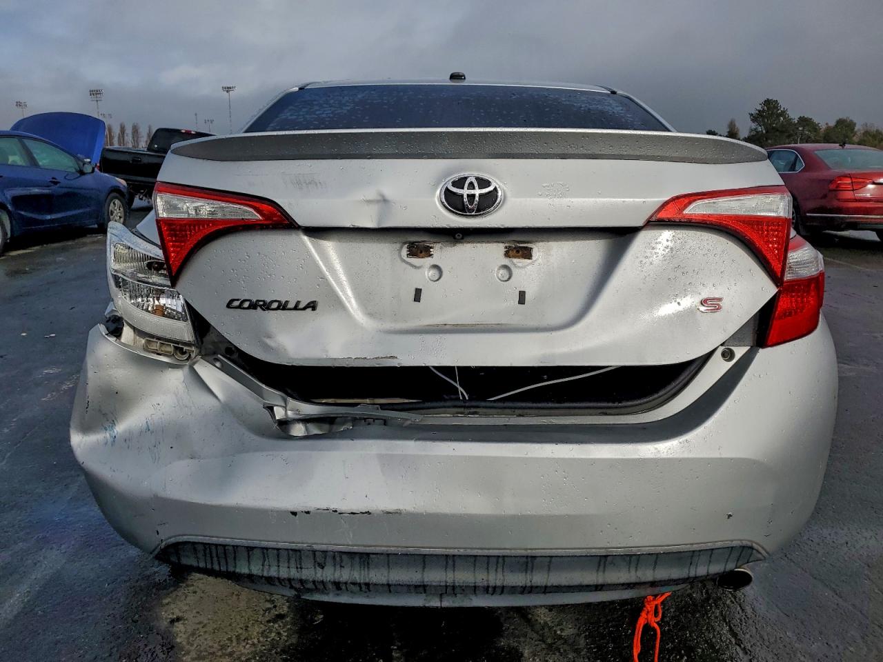 2014 TOYOTA COROLLA L photo 6