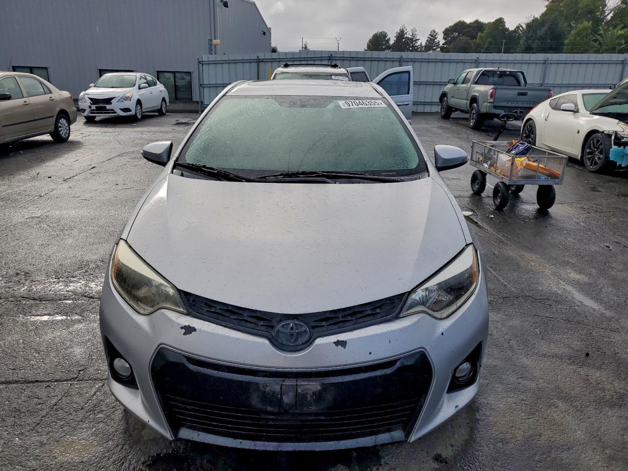 2014 TOYOTA COROLLA L photo 5