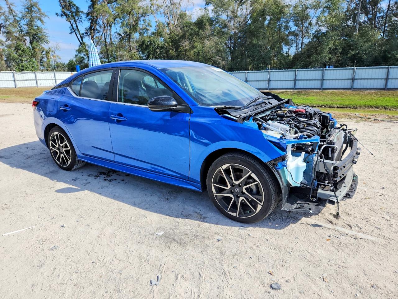 2024 NISSAN SENTRA SR photo 4