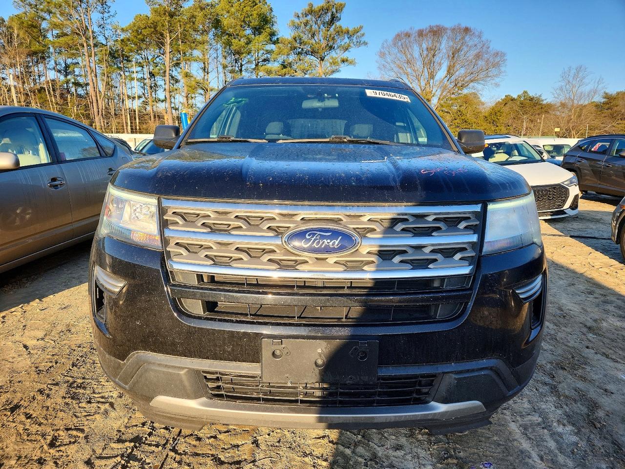 2018 FORD EXPLORER XLT photo 5