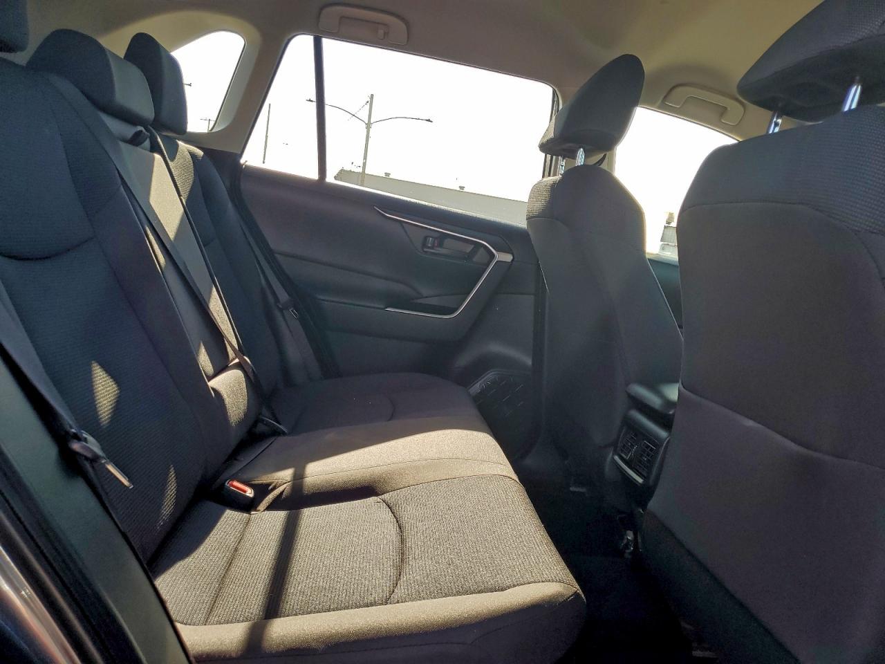 2025 TOYOTA RAV4 LE photo 11
