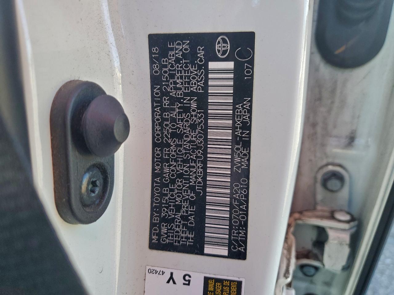 2018 TOYOTA PRIUS photo 25