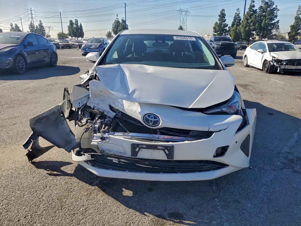 2018 TOYOTA PRIUS photo 9