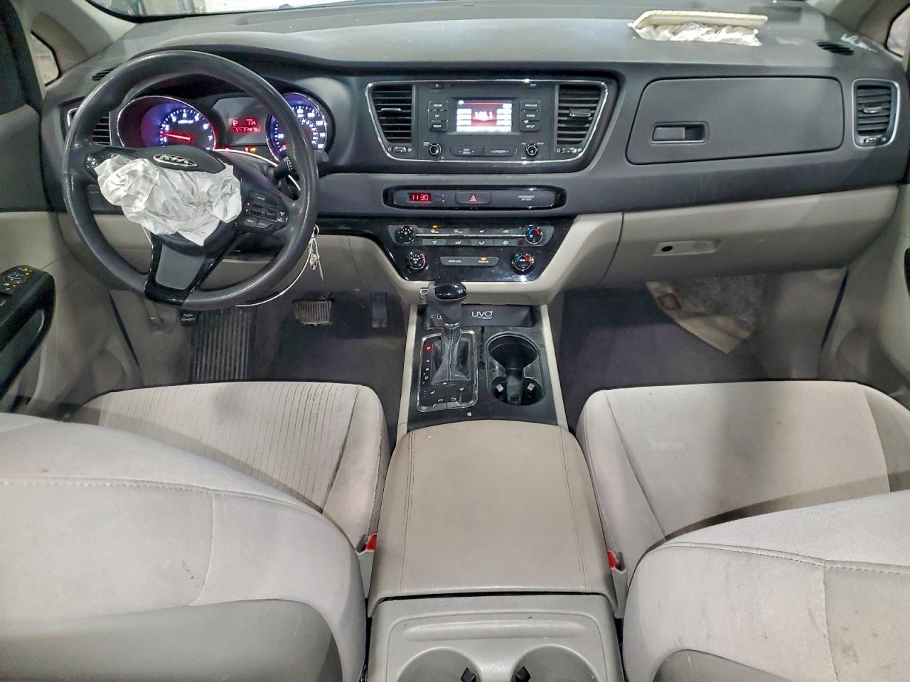 2016 KIA SEDONA LX photo 15