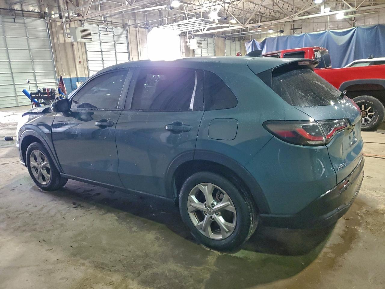 2024 HONDA HR-V LX photo 2