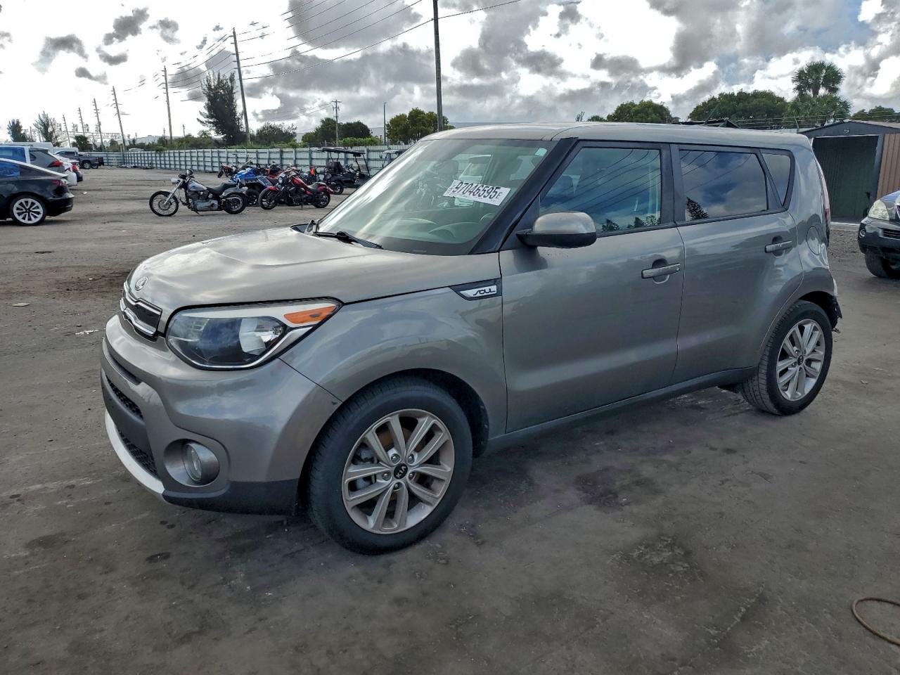 2017 KIA SOUL