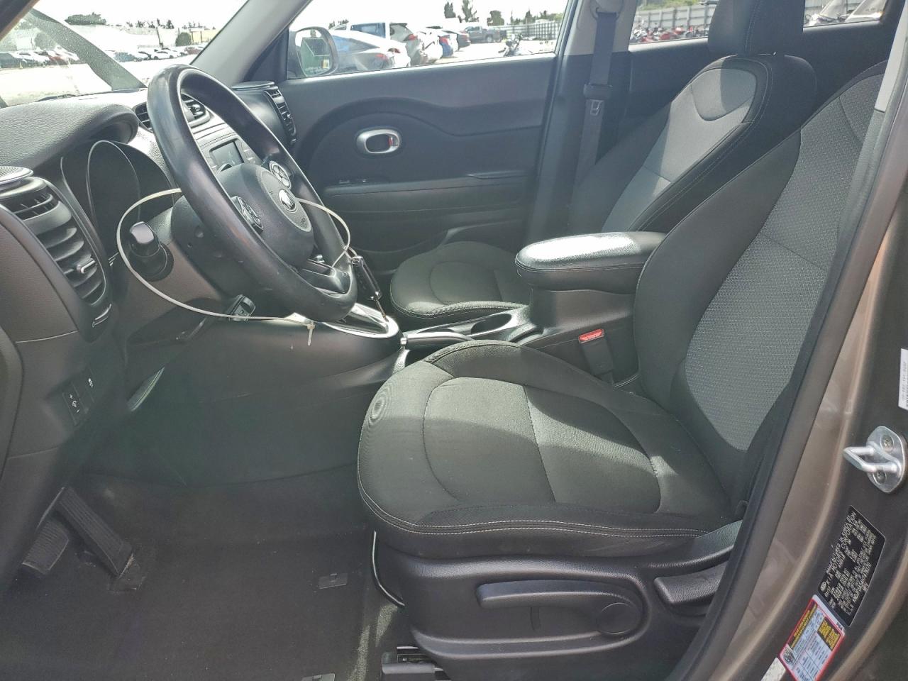 2017 KIA SOUL + photo 7