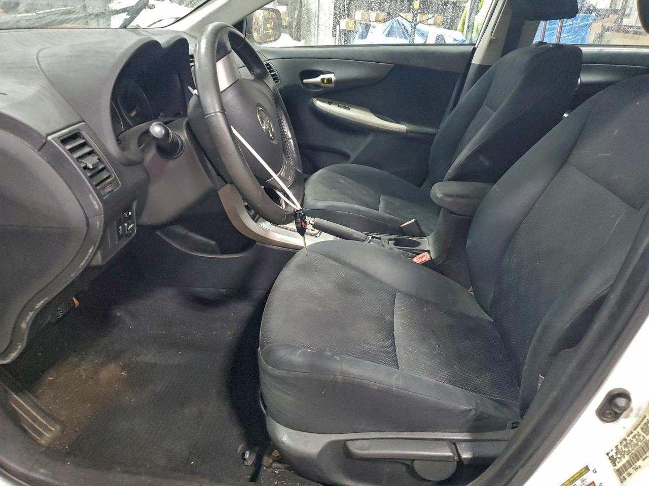 2010 TOYOTA COROLLA BASE photo 7