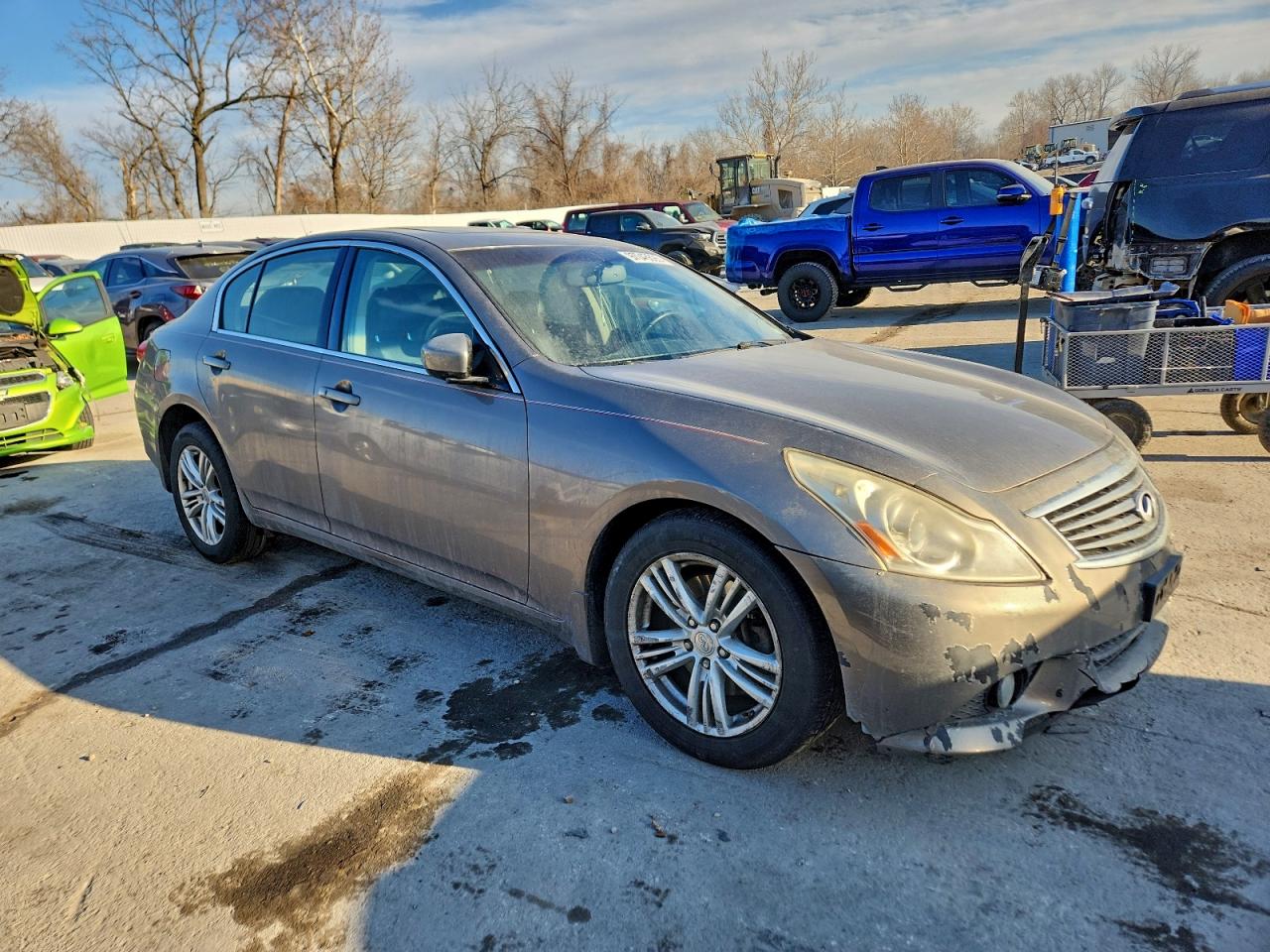 2011 INFINITI G37 photo 7