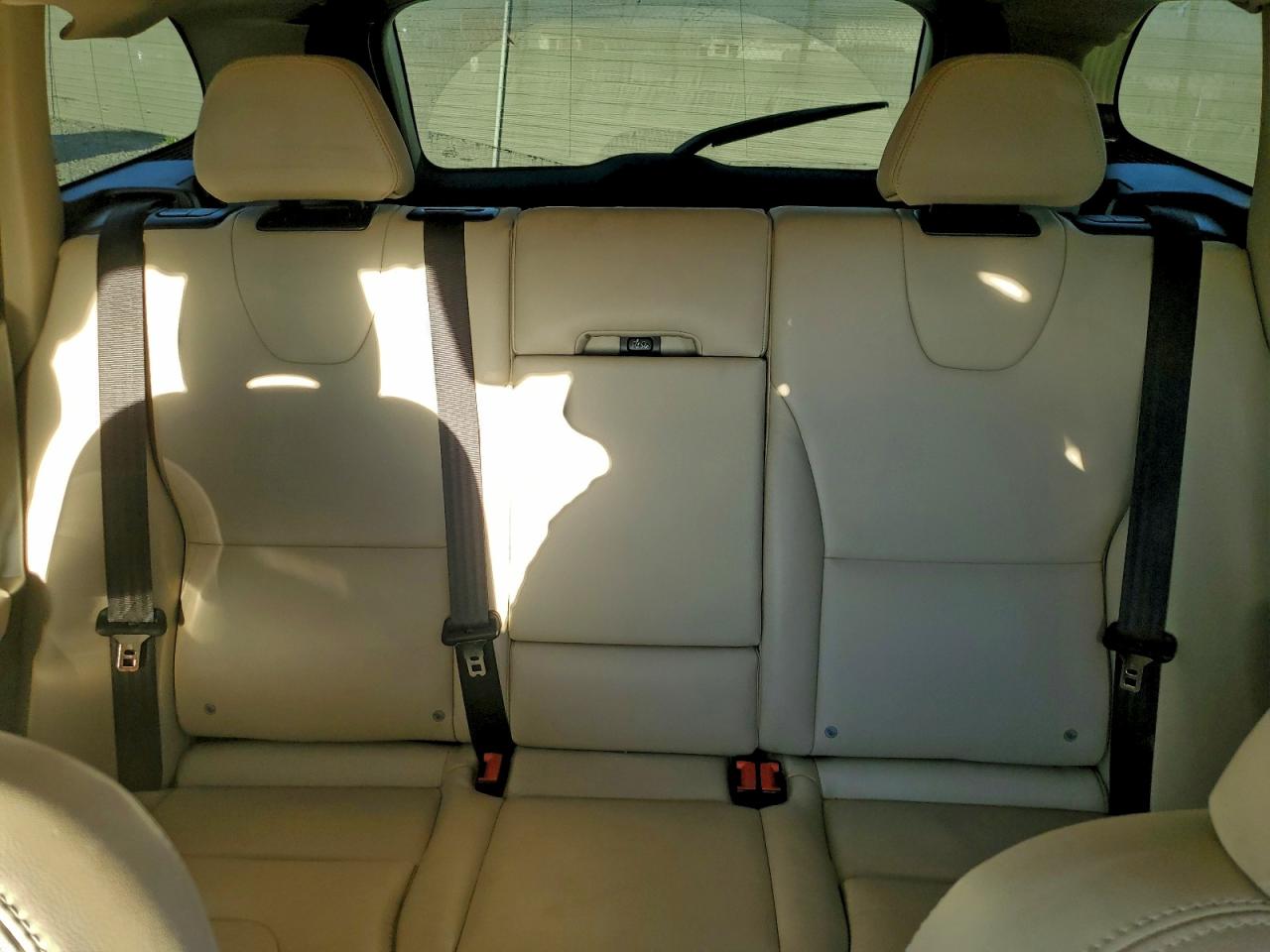2017 VOLVO XC60 T5 INSCRIPTION photo 28