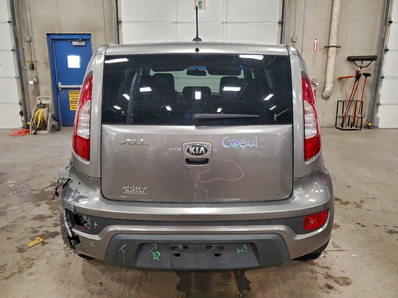 2013 KIA SOUL photo 16