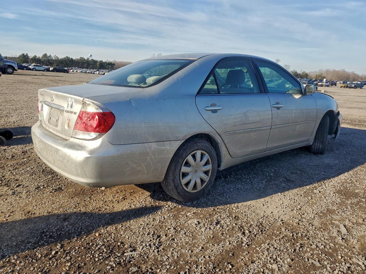 2006 TOYOTA CAMRY LE photo 9