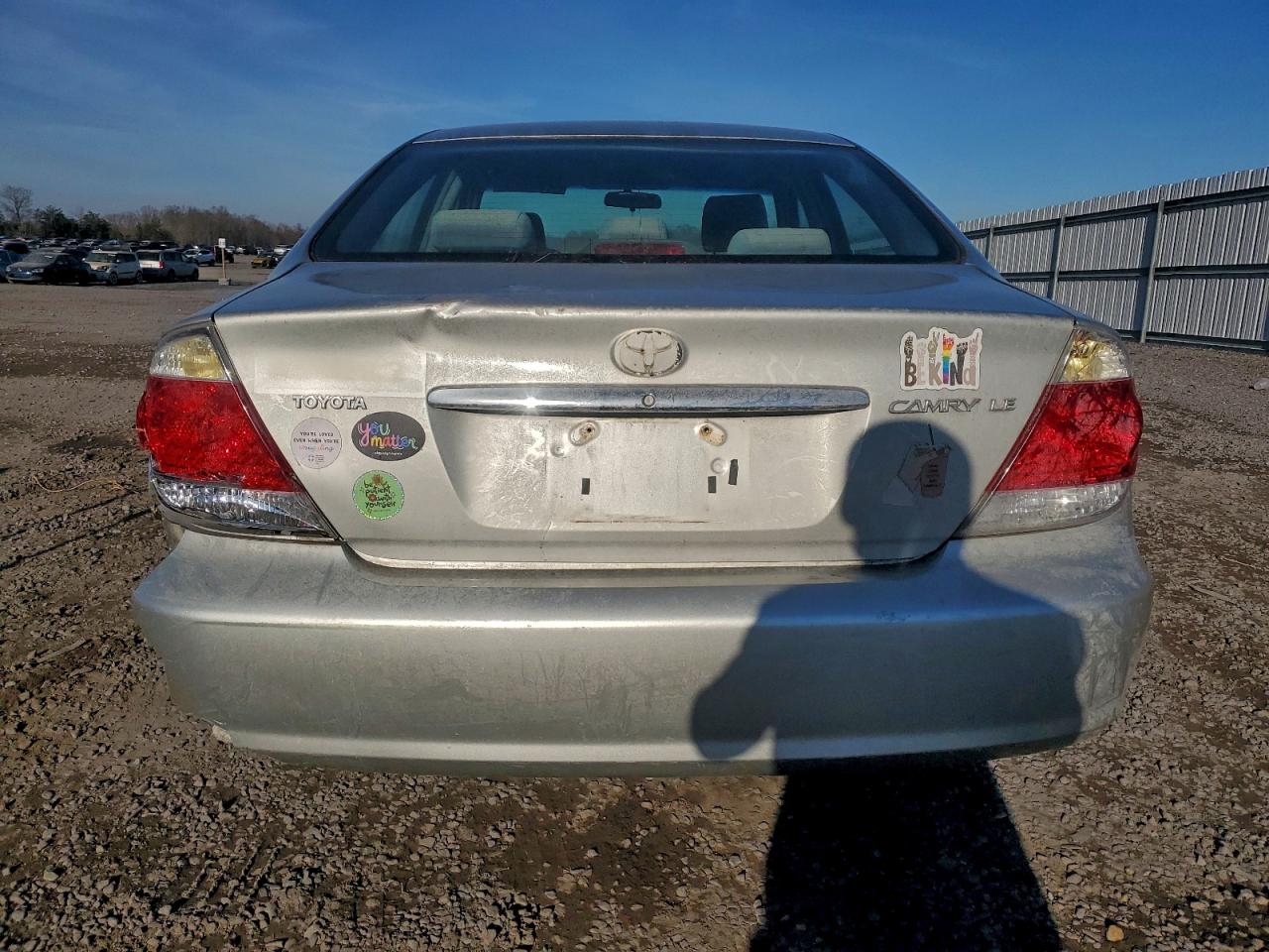 2006 TOYOTA CAMRY LE photo 21