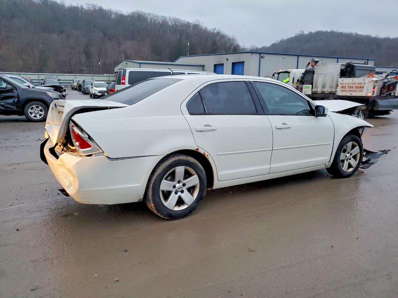 2009 FORD FUSION SE photo 5