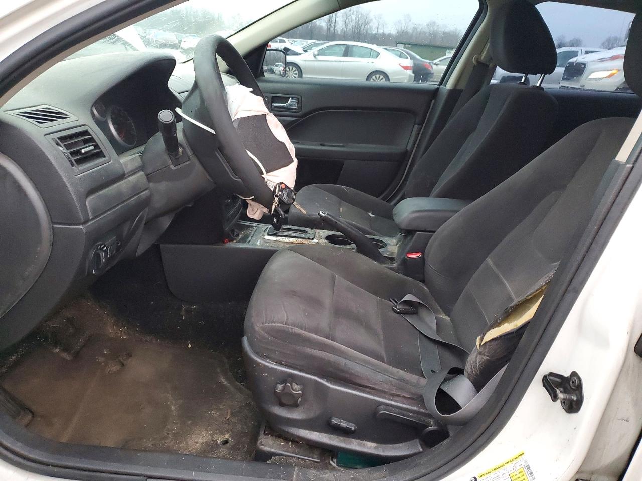2009 FORD FUSION SE photo 13