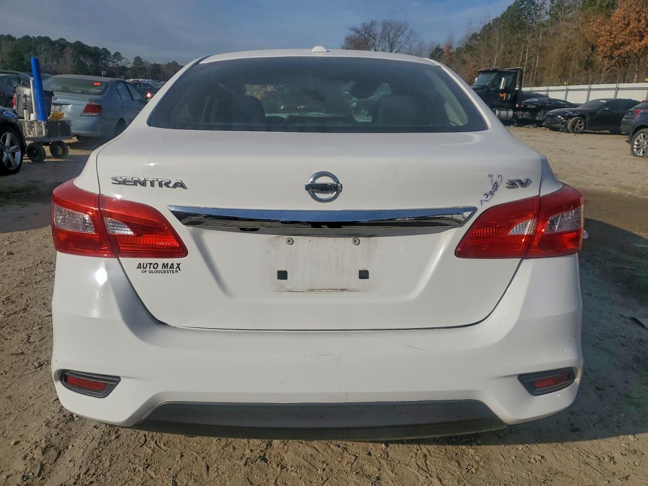 2016 NISSAN SENTRA S photo 6