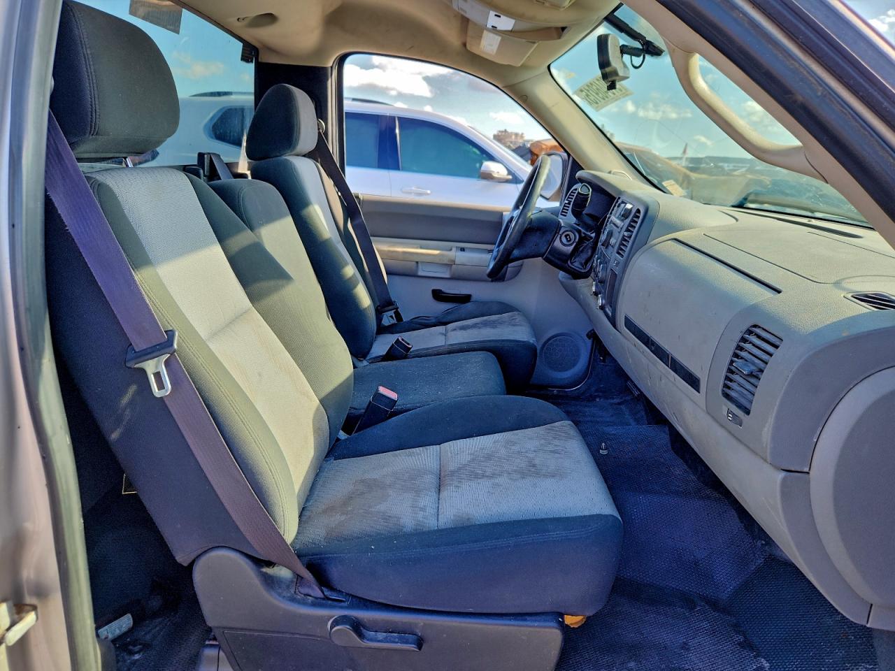 2009 CHEVROLET SILVERADO C1500 photo 10