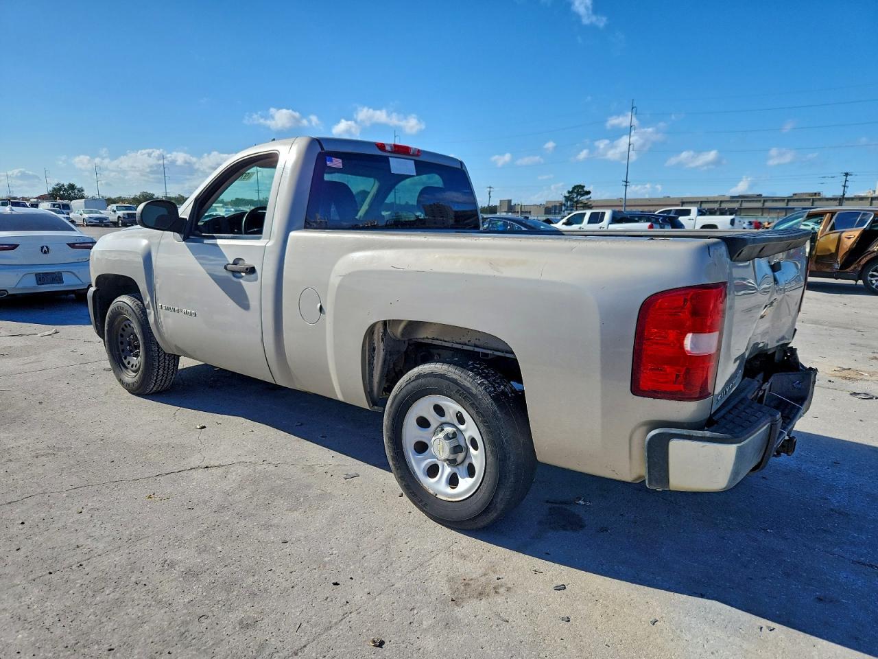 2009 CHEVROLET SILVERADO C1500 photo 2