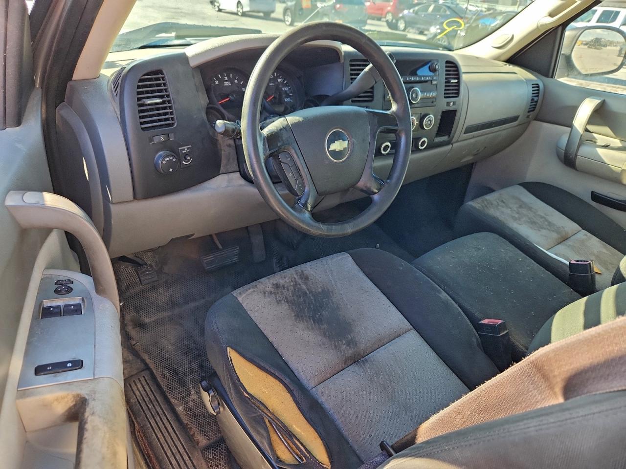 2009 CHEVROLET SILVERADO C1500 photo 8