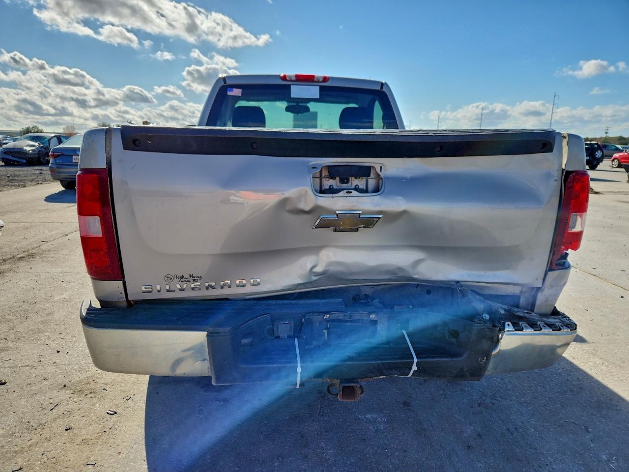 2009 CHEVROLET SILVERADO C1500 photo 6