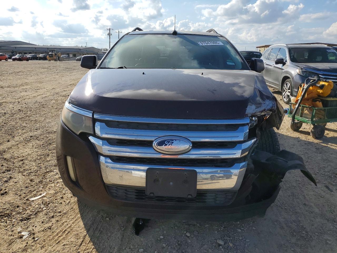 2011 FORD EDGE SEL photo 5