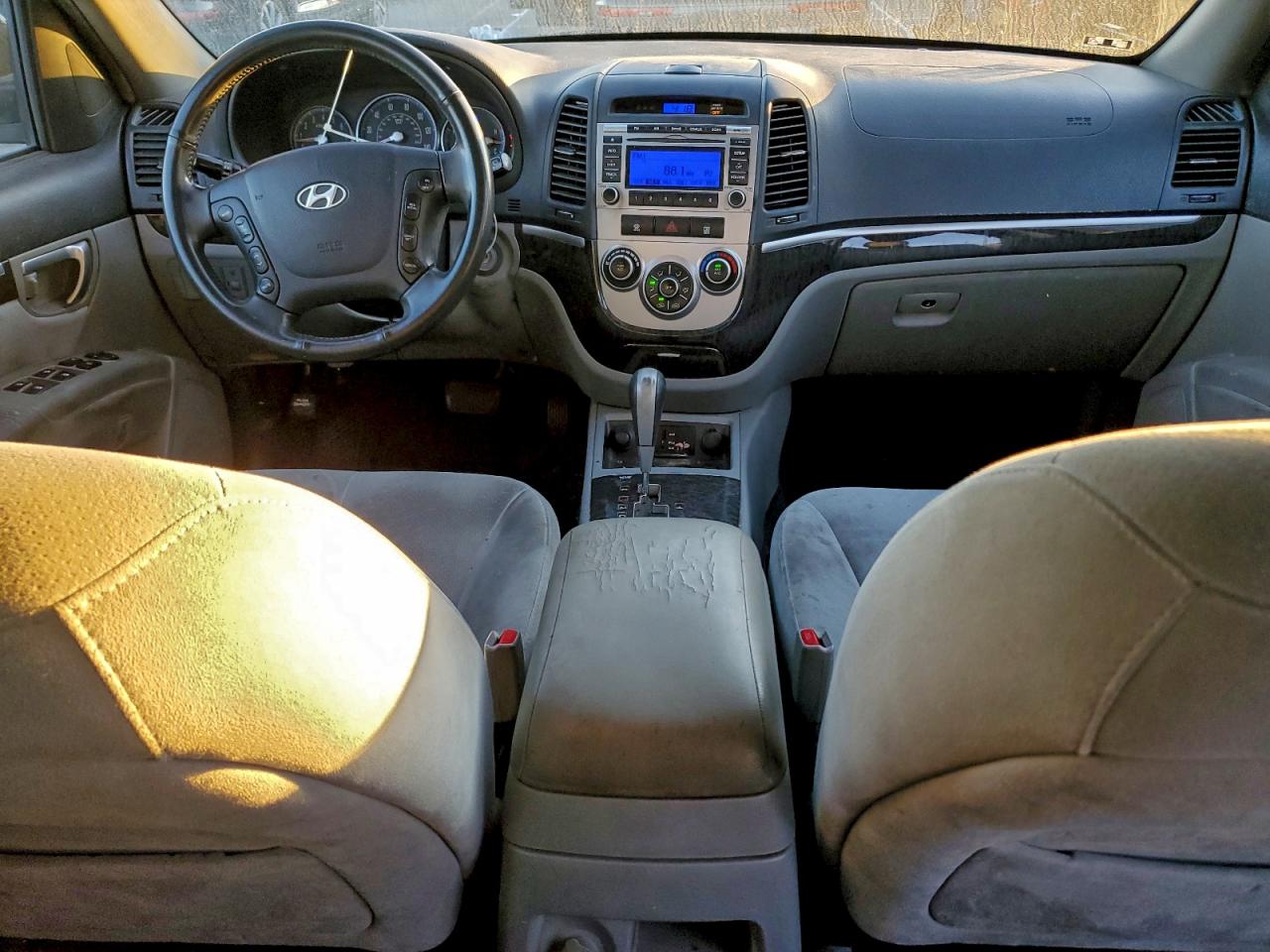 2009 HYUNDAI SANTA FE SE photo 8