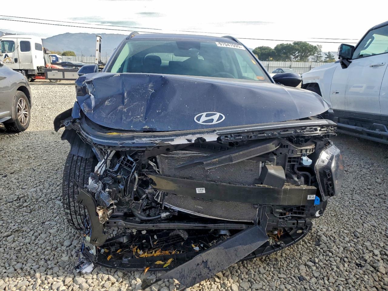 2025 HYUNDAI KONA SEL photo 5
