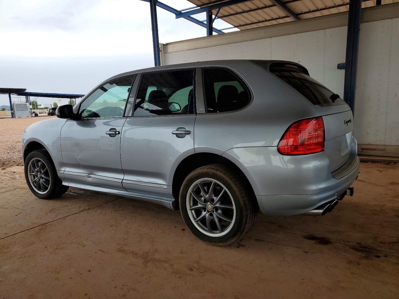 2006 PORSCHE CAYENNE S photo 2