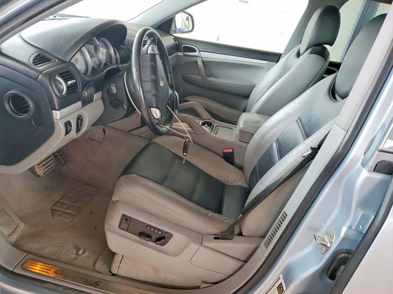 2006 PORSCHE CAYENNE S photo 7