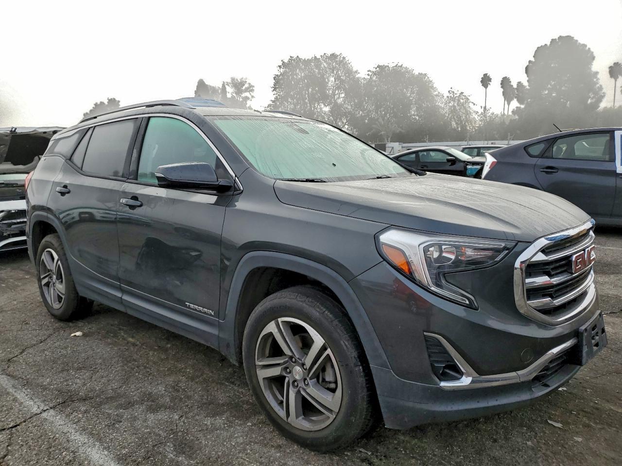 2020 GMC TERRAIN SLT photo 10