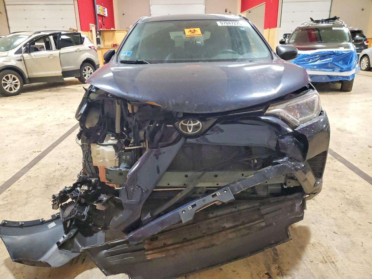 2018 TOYOTA RAV4 LE photo 9