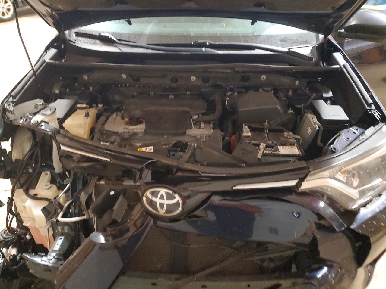 2018 TOYOTA RAV4 LE photo 23